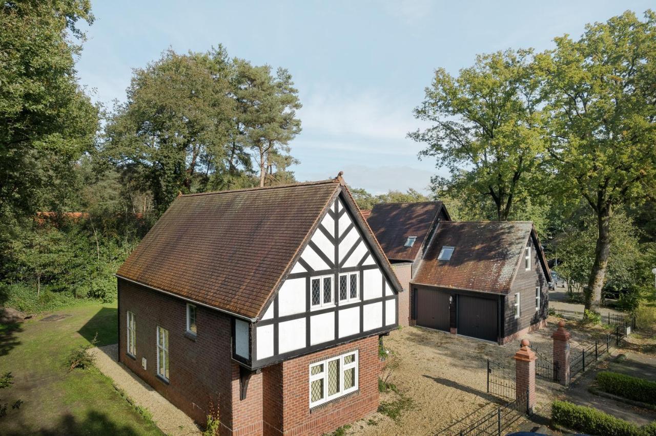 Beautiful English Villa With Hottub Zuidwolde  Ngoại thất bức ảnh